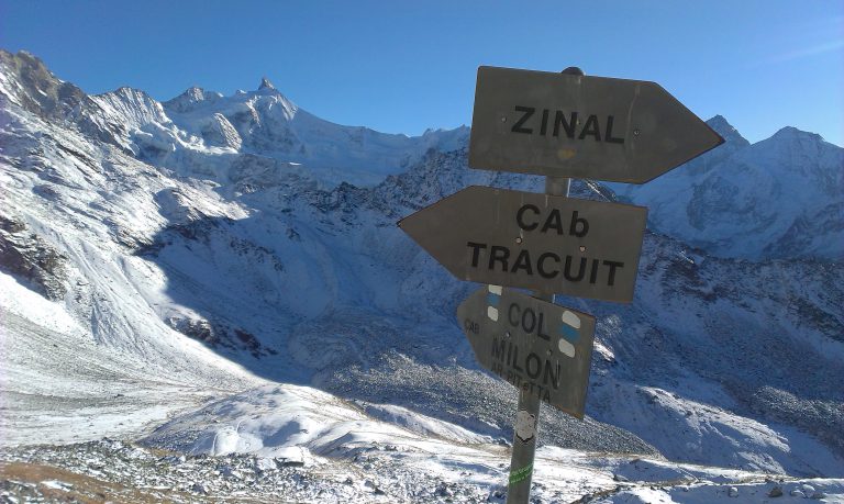 Pot iz Zinala proti Cabane de Tracuit, pogled nazaj. Foto: Janez Nastran