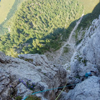 Kamin v zgornjih delih smeri