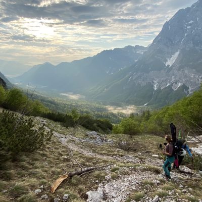 Jutranji pogled na dolino Vrata